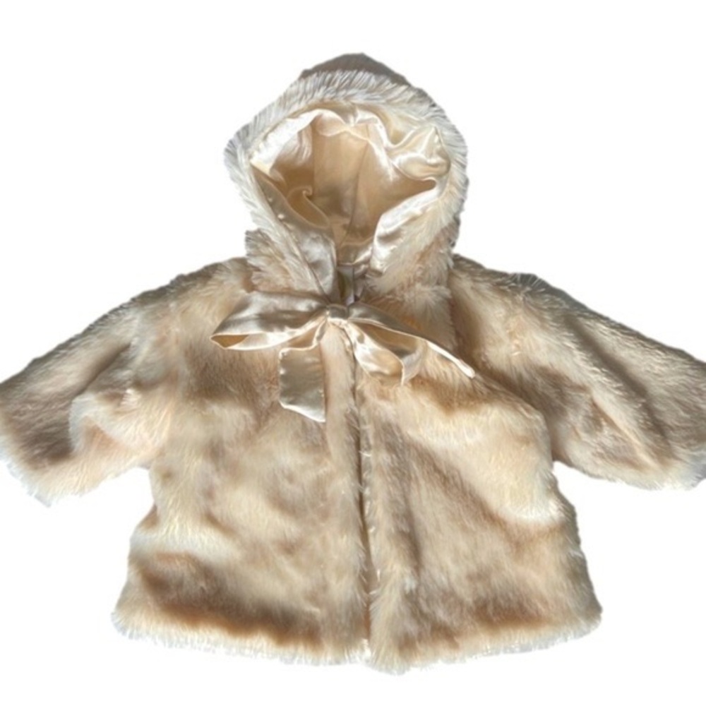 Baby Thro Faux Fur Ivory Satin Hooded Cape Jacket Girls Size 6-9 Months
